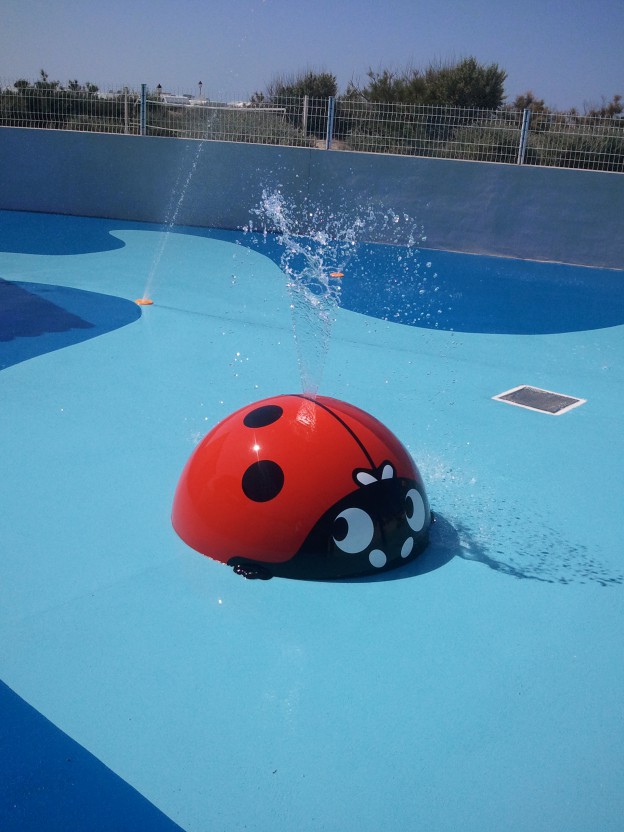 coccinelle jet d'eau-jeux aquatiques